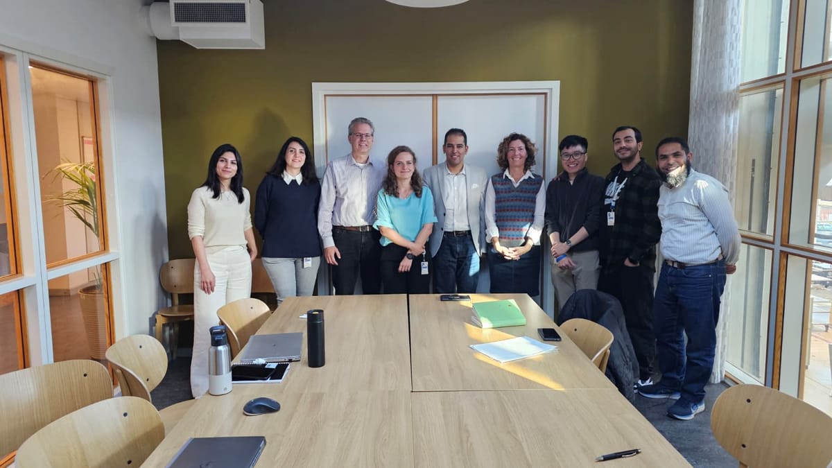 🏗️ How circular is a circular building—5 %, 10 %, or more?